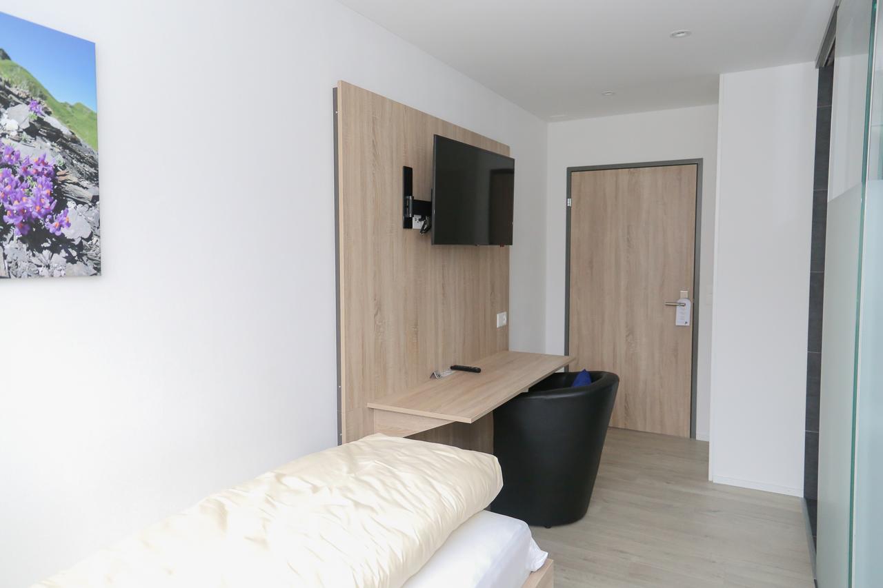 Hotel Traube Garni Küttigen Kültér fotó