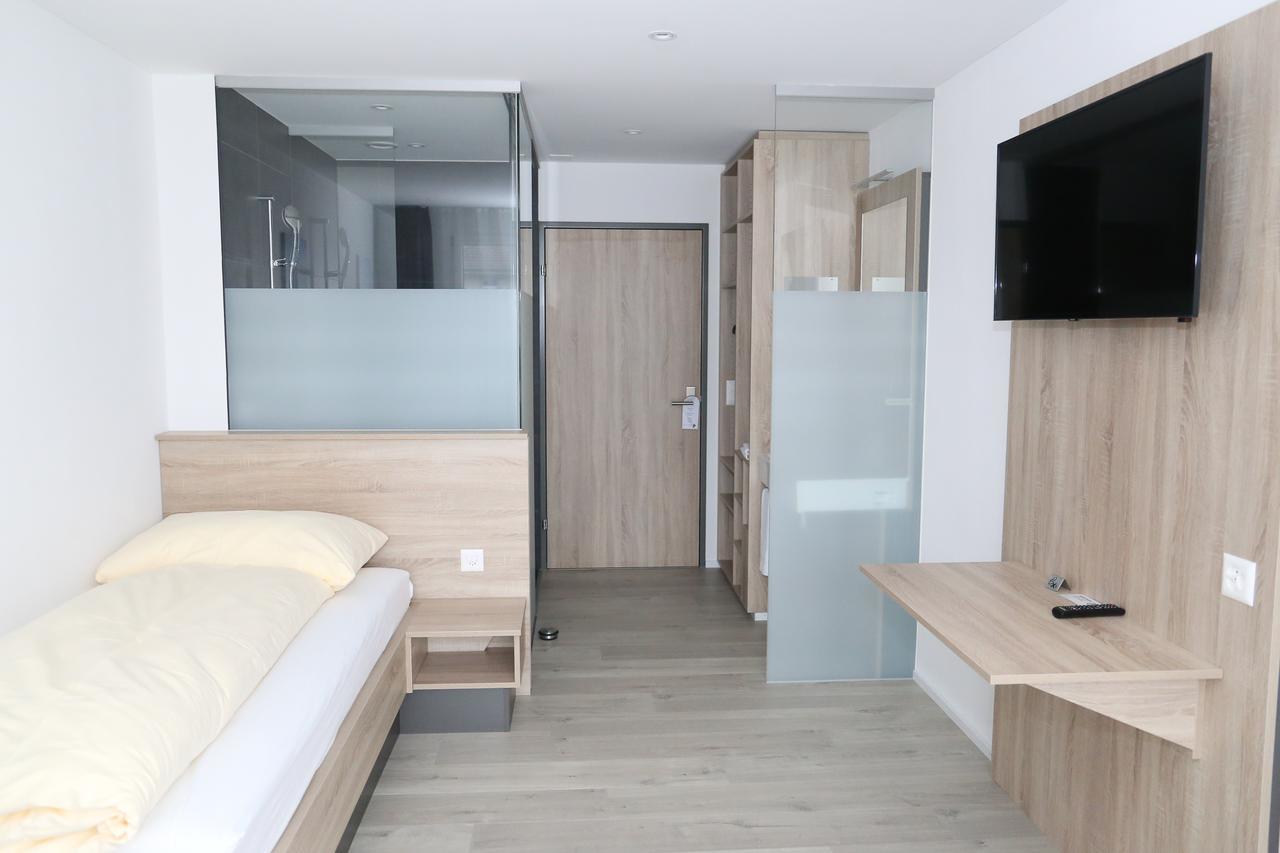Hotel Traube Garni Küttigen Kültér fotó