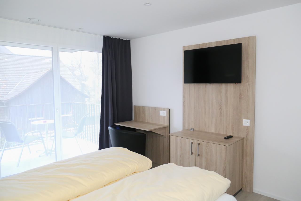 Hotel Traube Garni Küttigen Kültér fotó